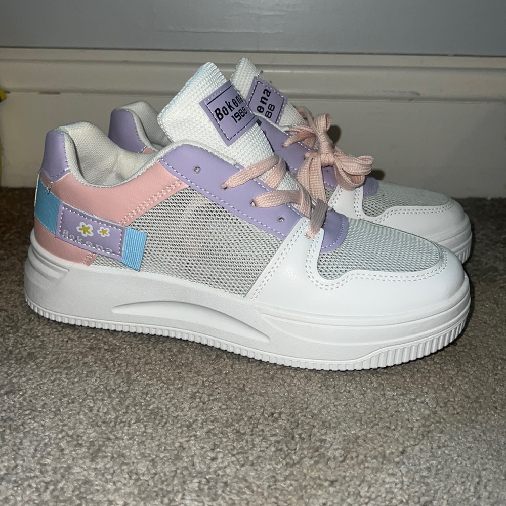 Bought off shein- NEVER WORN